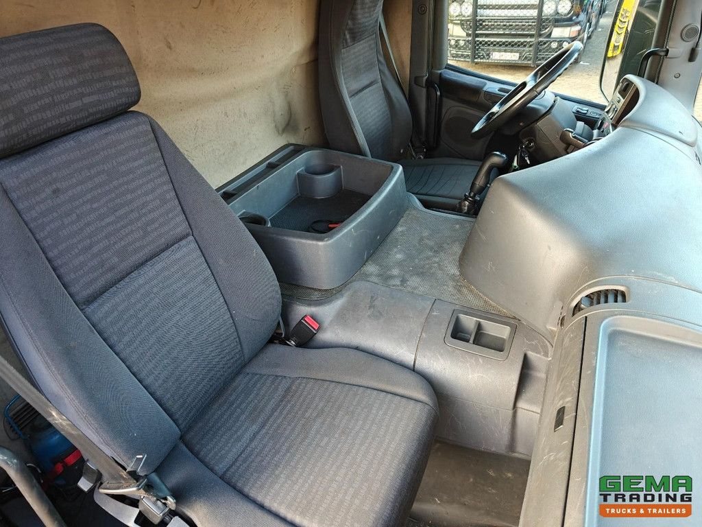 Scania P270 4x2 Day Cab Euro4 - Manual Transmission - Toolbox