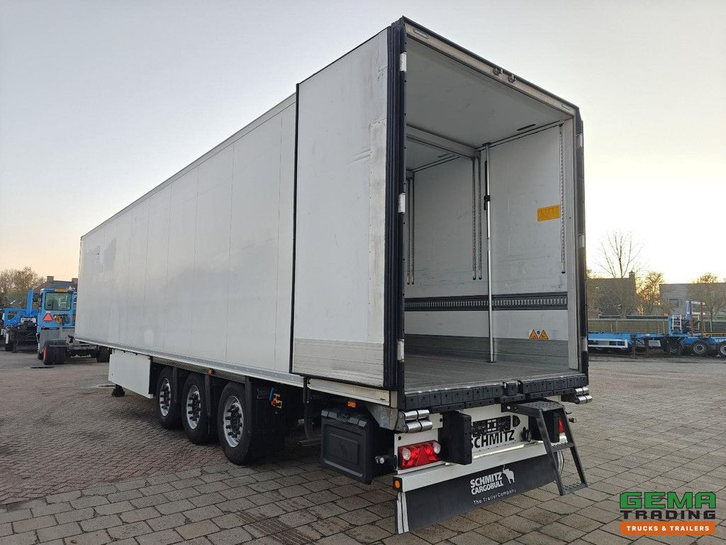 Schmitz Cargobull SCB S3B 3-Assen Schmitz - Schijfremmen - Koel-VriesTransport - Schmitz TKM Koeler 5.000uur - Dubbele Vloer - PalletKisten