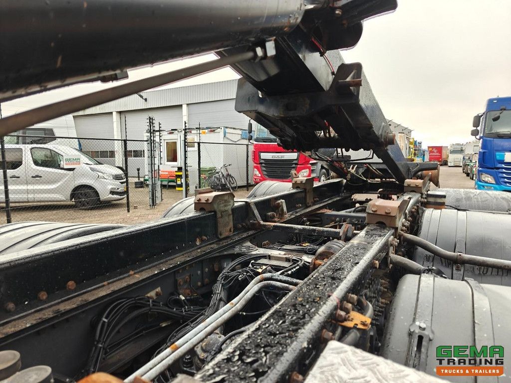 Volvo FM 460 8x4/4 Day Cab Euro6B - Hook Arm System Hyvalift 30.62S 30T - Hub Reduction - Lift/Chasing Axle - Trailing Jaw