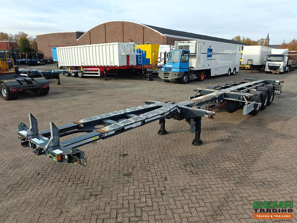 D-Tec FLEXITRAILER VCC-01 MULTI 3 axles SAF - Multi - Lift axle - Disc brakes - All connections - 4834 kg