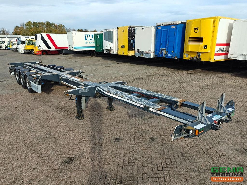 D-Tec FLEXITRAILER VCC-01 MULTI 3 axles SAF - Multi - Lift axle - Disc brakes - All connections - 4834 kg