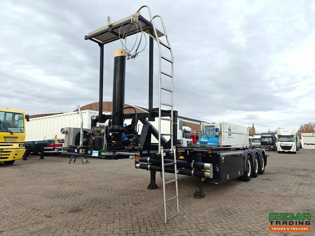 LAG O-3-CC 3 Axles MB - 30FT Tipping Chassis - Rotary Feeder - Cooler - 5490KG
