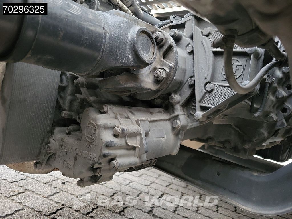 Iveco S-Way S-Way 4X2 LNG Retarder 2X Tanks