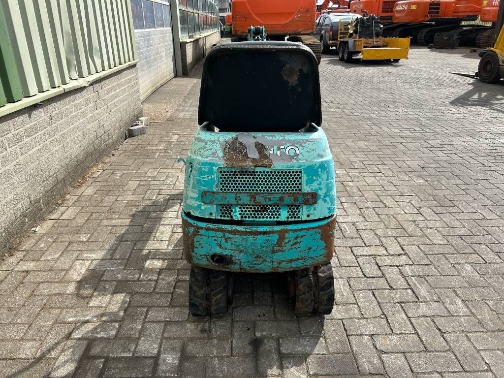 Kobelco SK 007-2