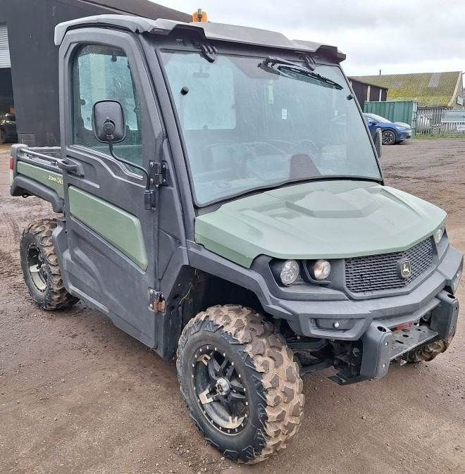 John Deere Gator XUV 865M