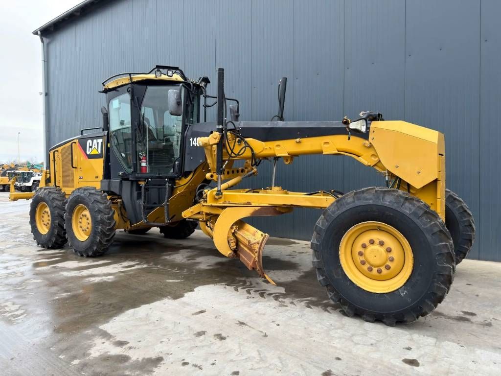 CAT 140M - LOW HOURS