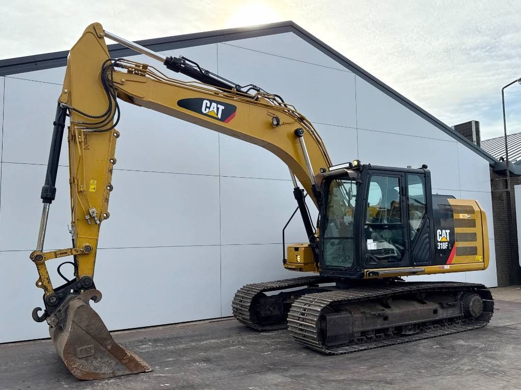 CAT 318FL - Hammer Lines / Quick Coupler / Camera