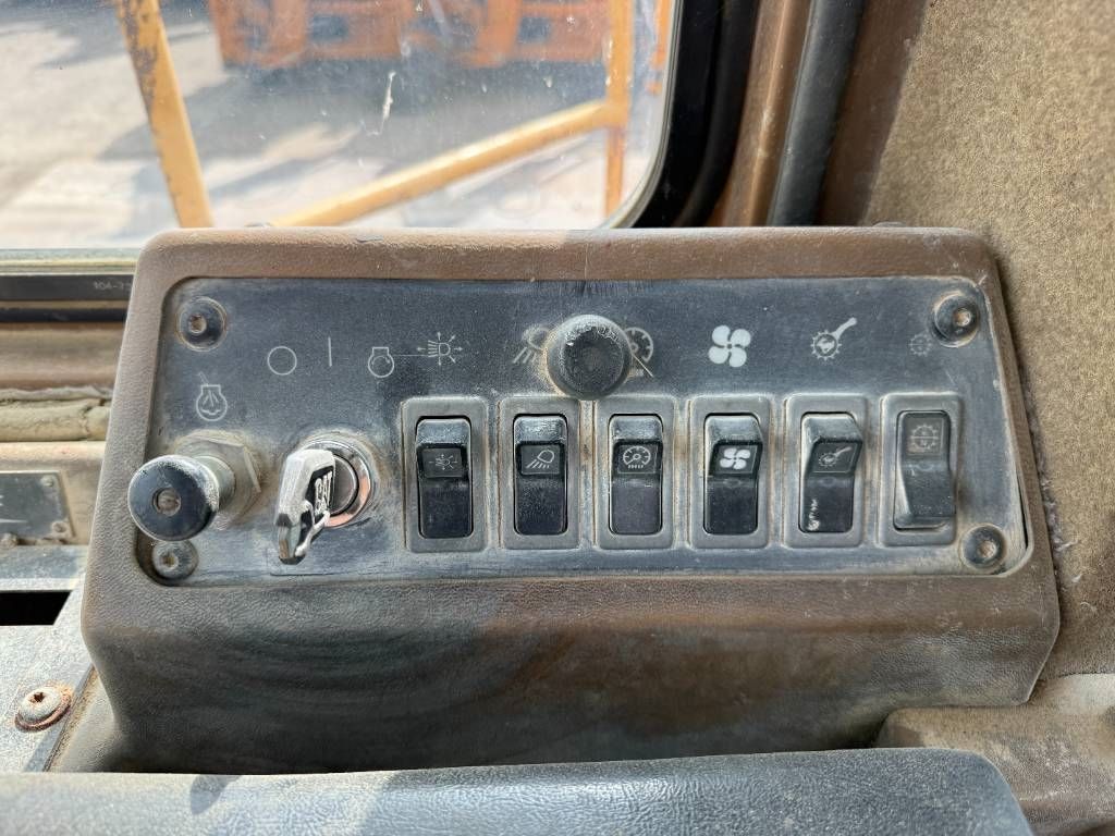 CAT 988F - German Machine / Automatic Greasing