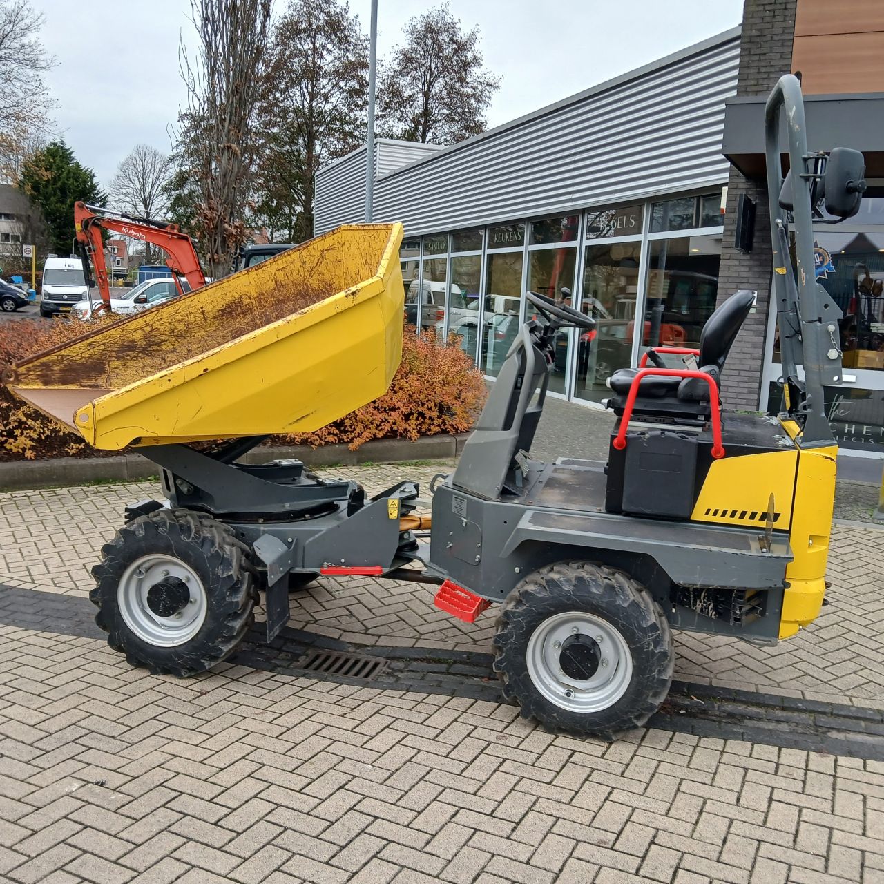 Wacker Neuson DW20 Wieldumper ook IHI en Messersi Rupsdumper.