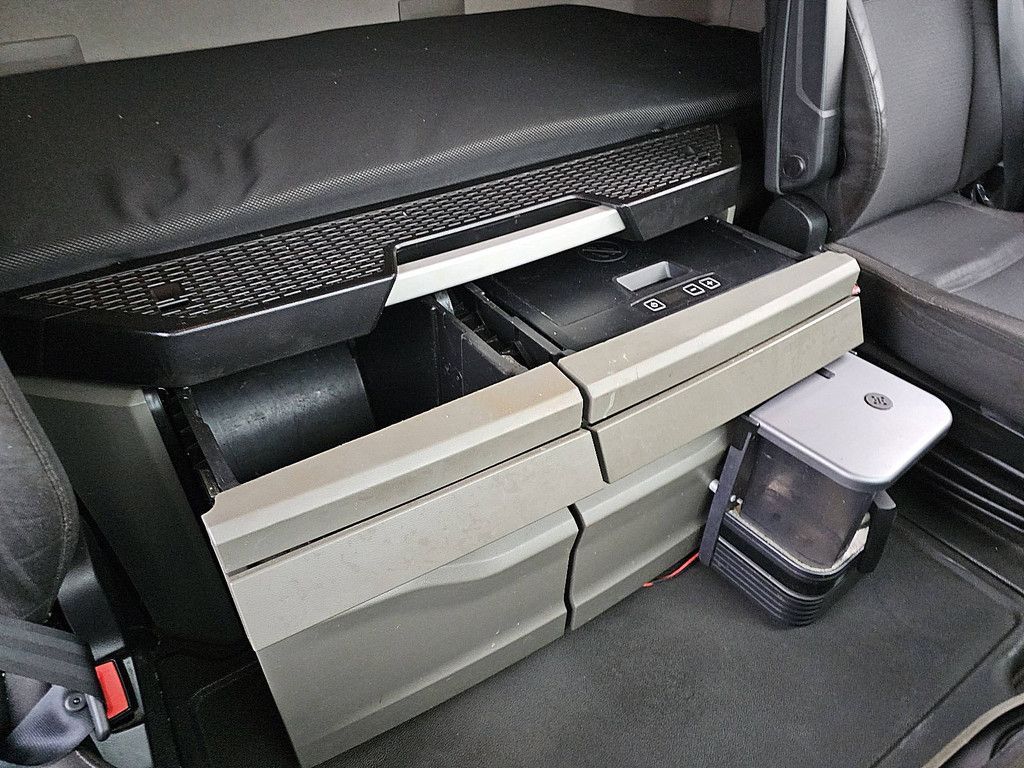 M.A.N. 26.470 TGX tg3 gm 6x2 intarder