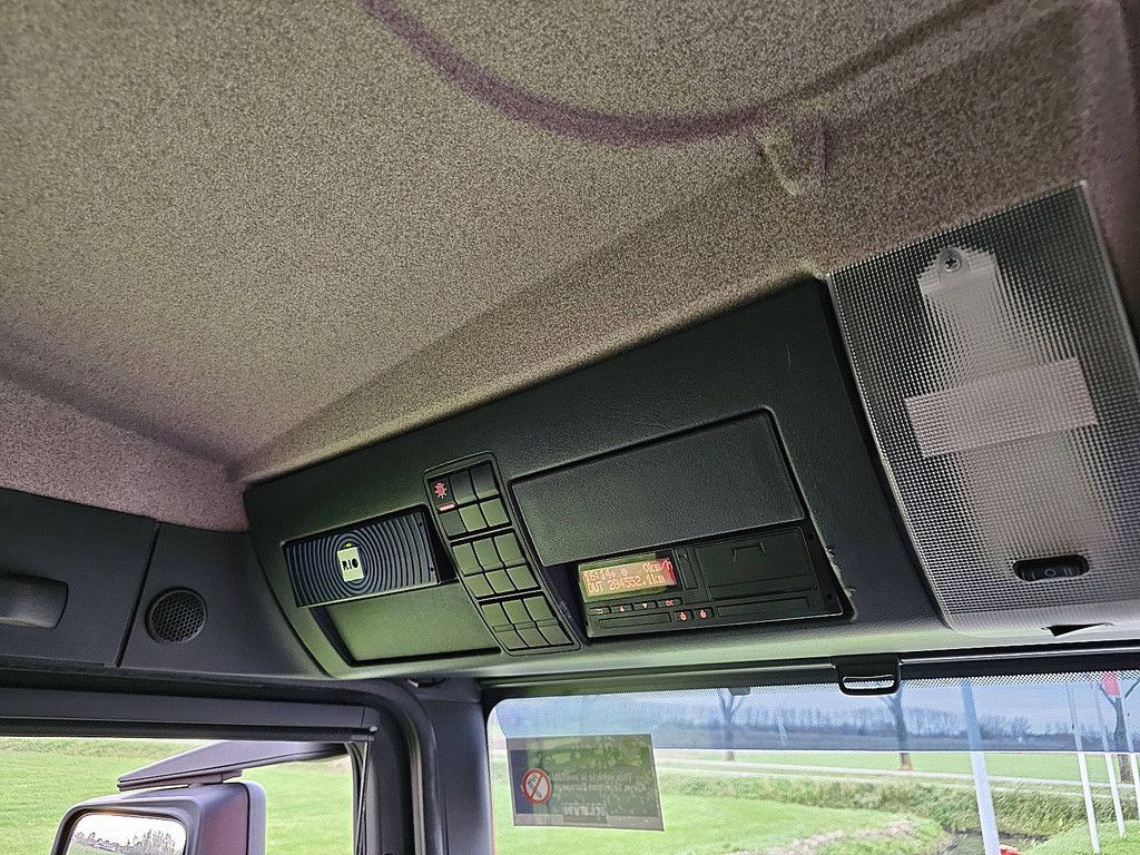 M.A.N. 26.420 TGS 6x2/4 adr at 285tkm