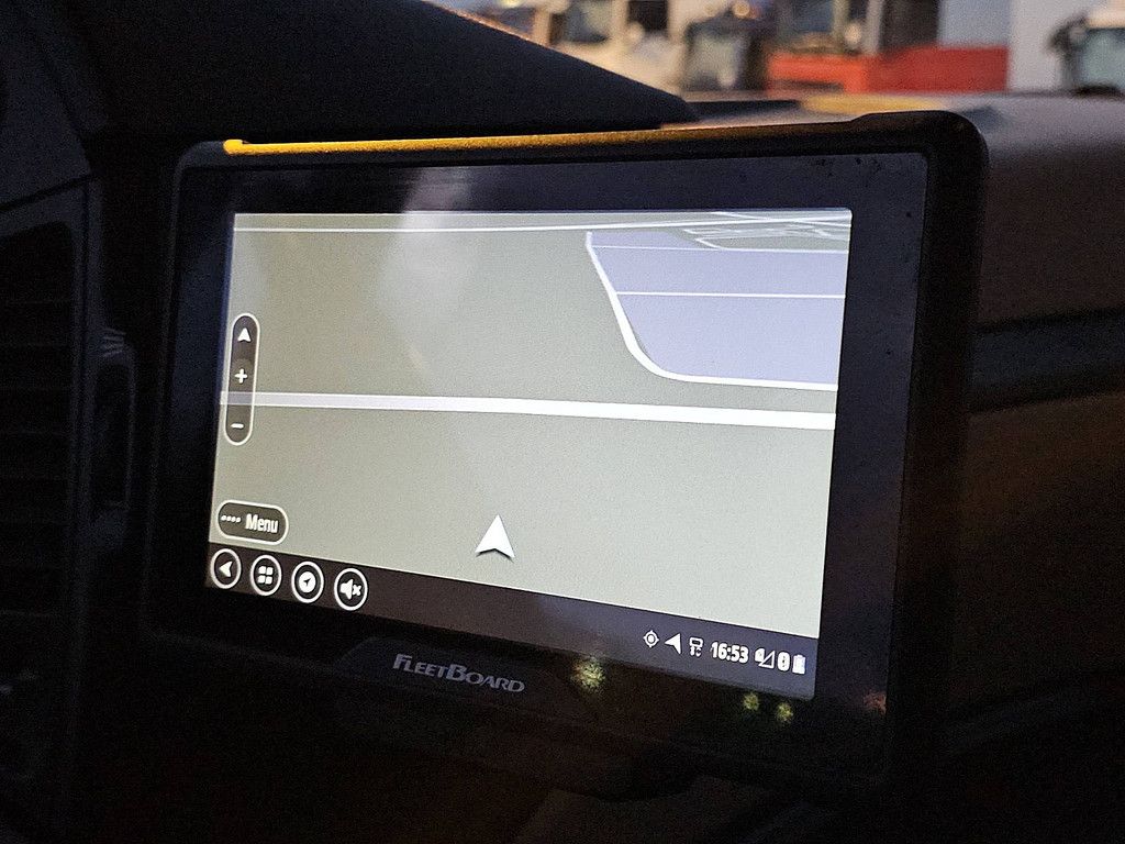 MERCEDES-BENZ ACTROS 1845 LS