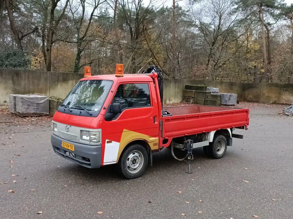 Mazda E2200 Pick-Up met laadkraan Hiab 008T
