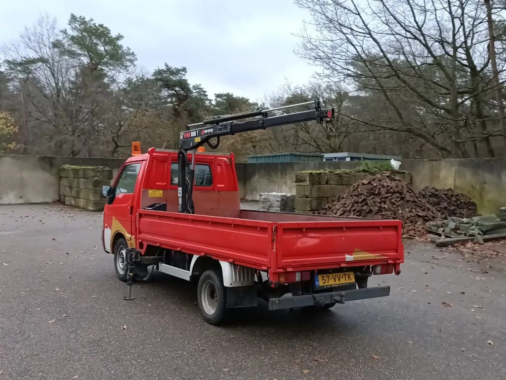 Mazda E2200 Pick-Up met laadkraan Hiab 008T