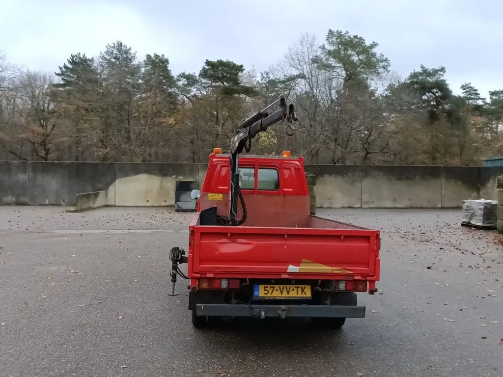 Mazda E2200 Pick-Up met laadkraan Hiab 008T
