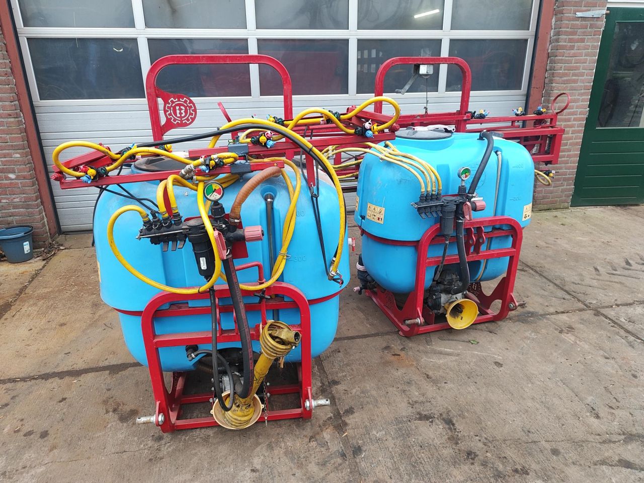 Twee keer Marmet veldspuit