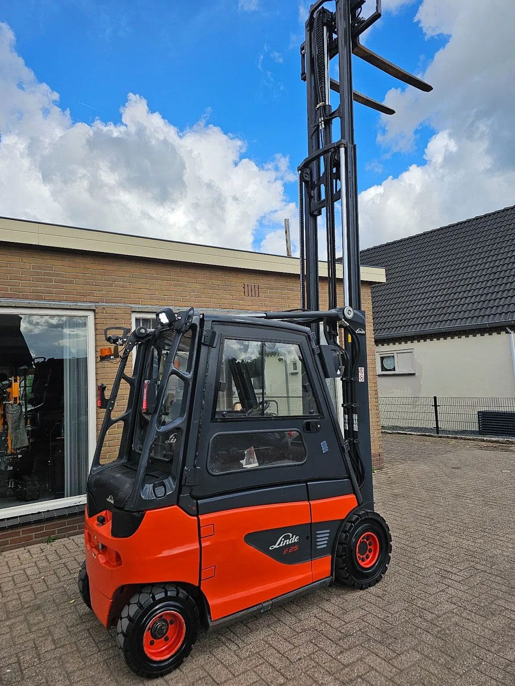 Linde Linde e25 bj 2015 accu 2022 elektrische heftruck