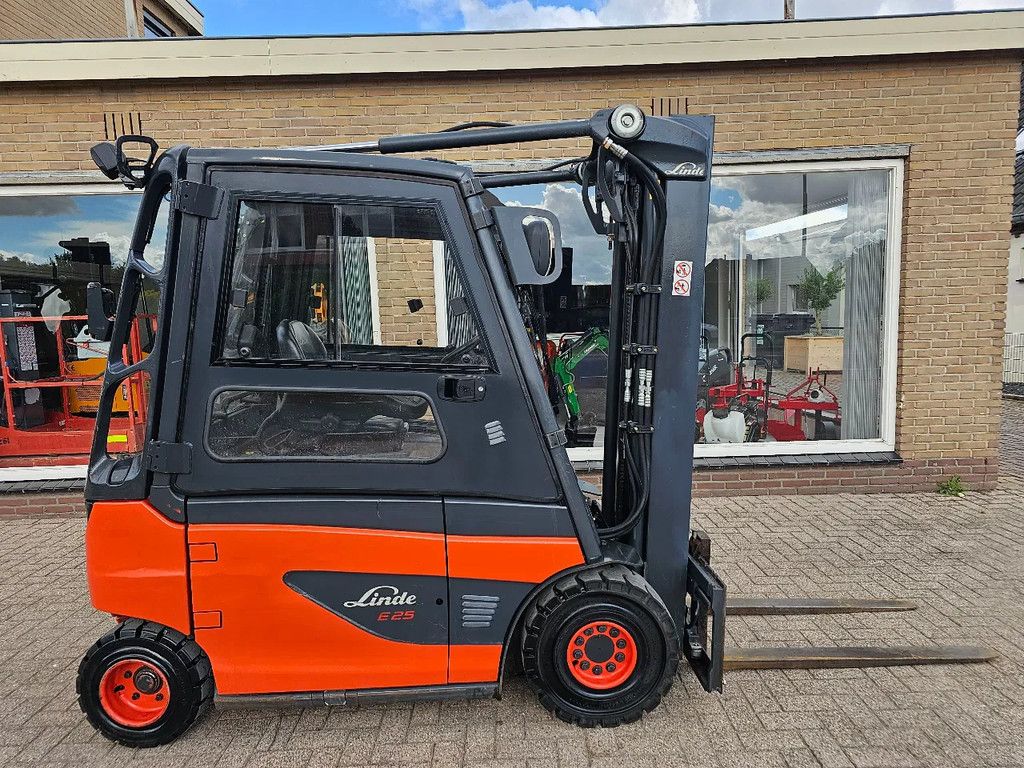 Linde Linde e25 bj 2015 accu 2022 elektrische heftruck