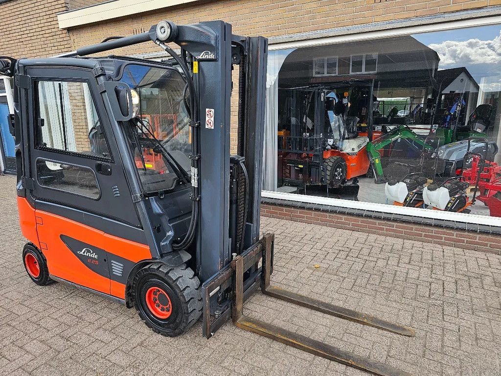 Linde Linde e25 bj 2015 accu 2022 elektrische heftruck