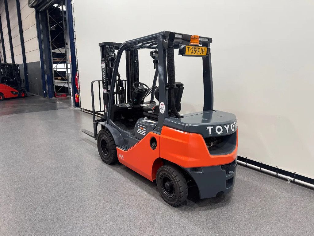 Toyota DEMO 52-8 FDF 25 DEMO