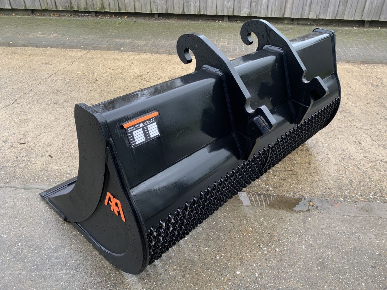 Kettinggraafbak AA SS051-210