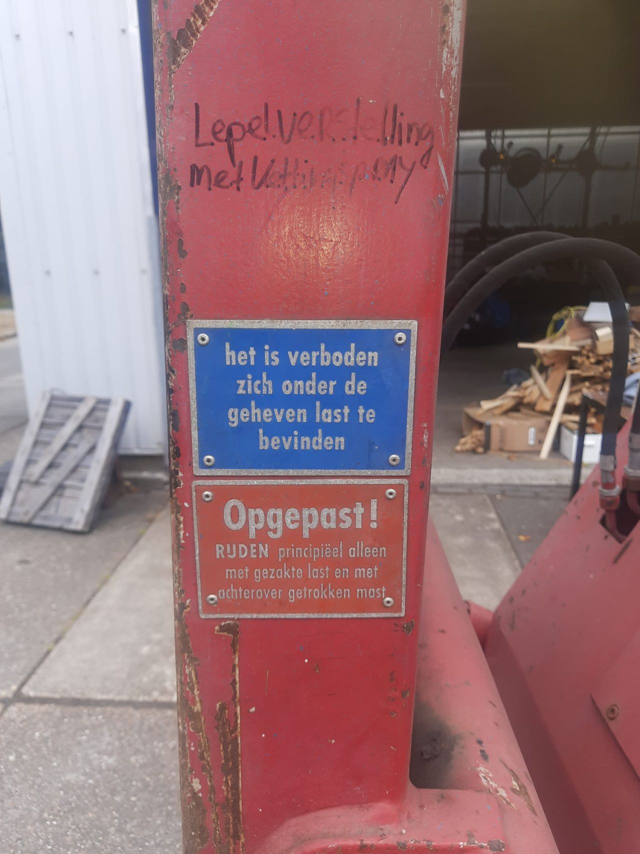 O EN K V20 OLDTIMER HEFTRUCK UIT 1972