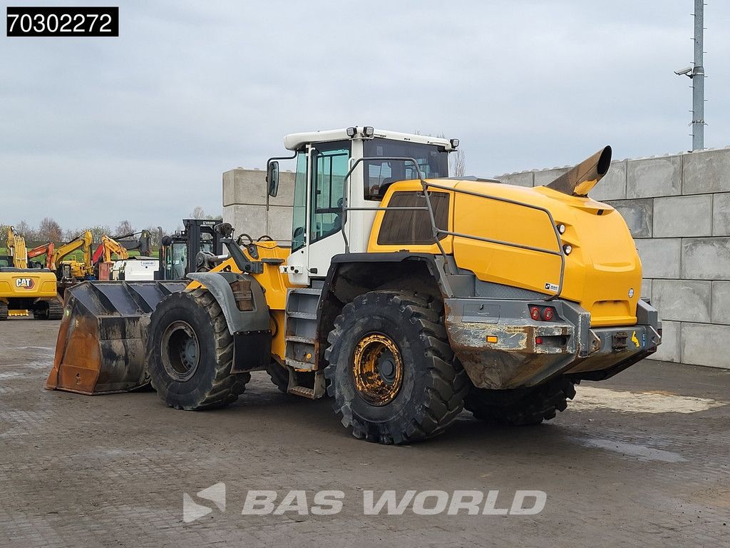 Liebherr L556