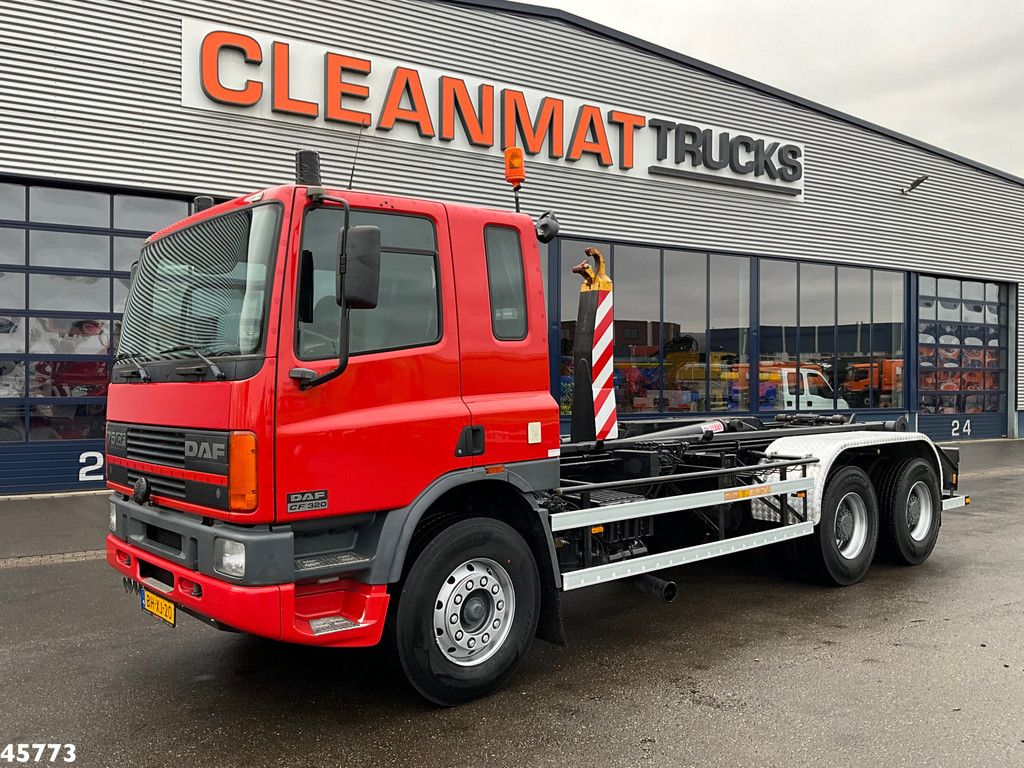 DAF FAT 75 PC 320 6x4 Full steel Hiab 17 Ton haakarmsysteem Just 64.623 Km!