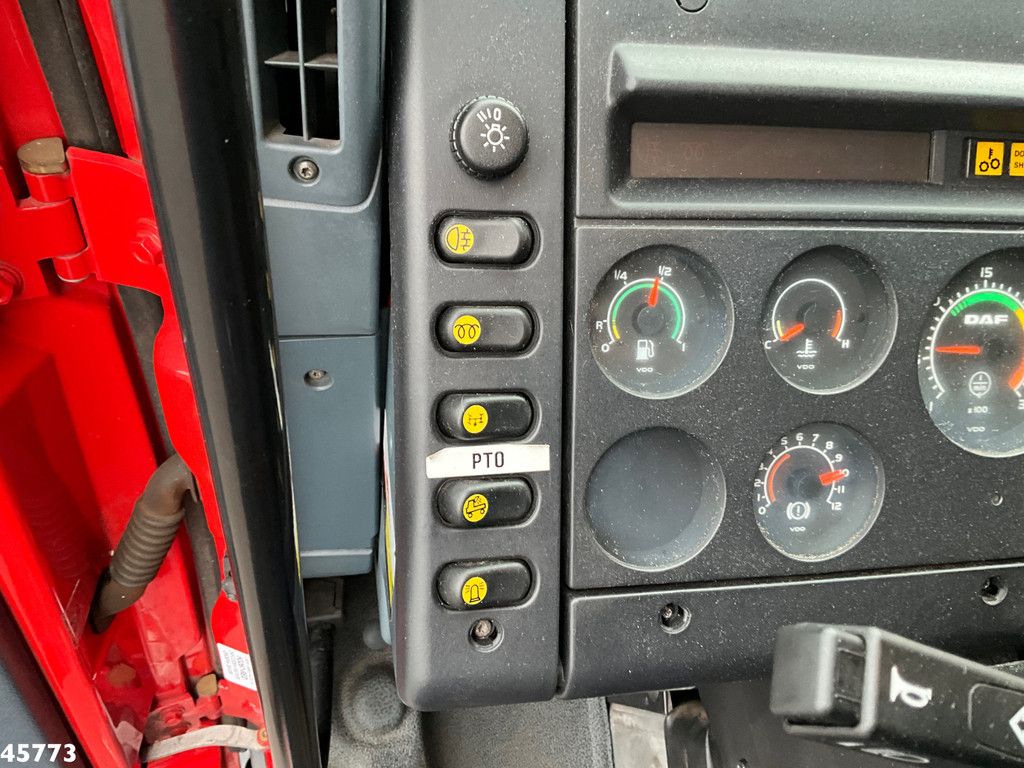 DAF FAT 75 PC 320 6x4 Full steel Hiab 17 Ton haakarmsysteem Just 64.623 Km!