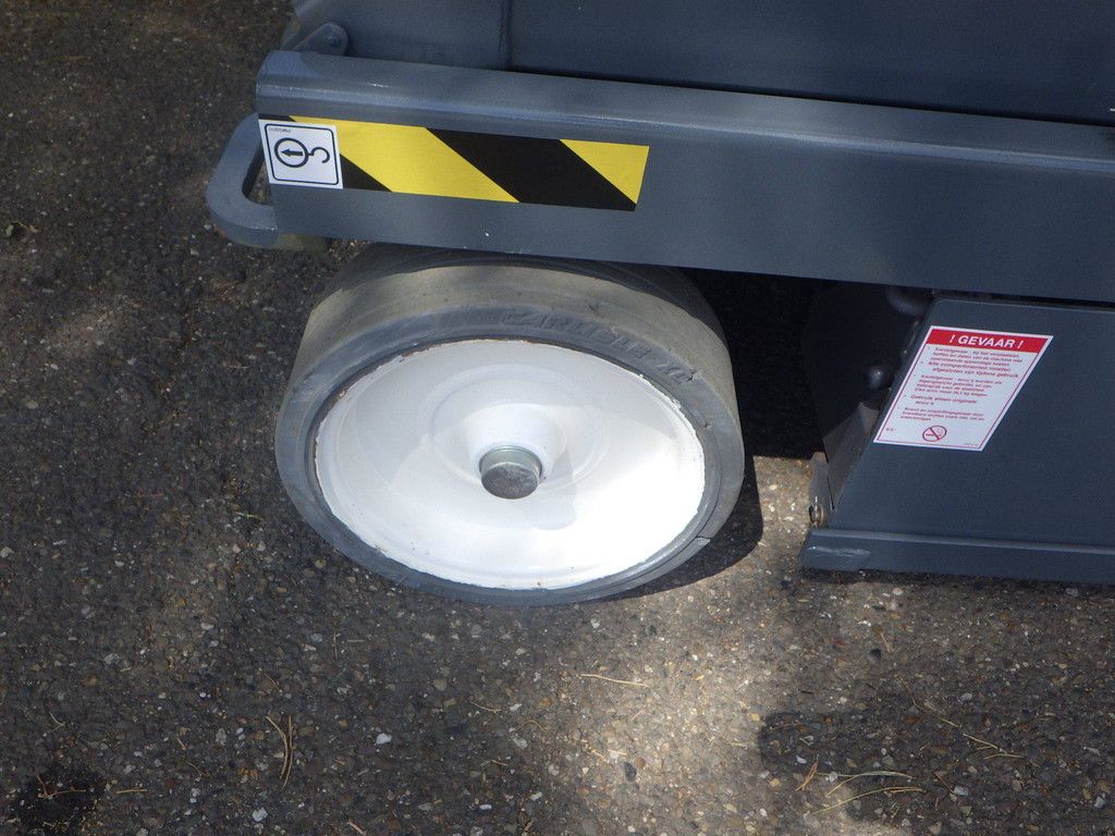 Scissor lift Skyjack SJ3226 Electric 9.92m 2019