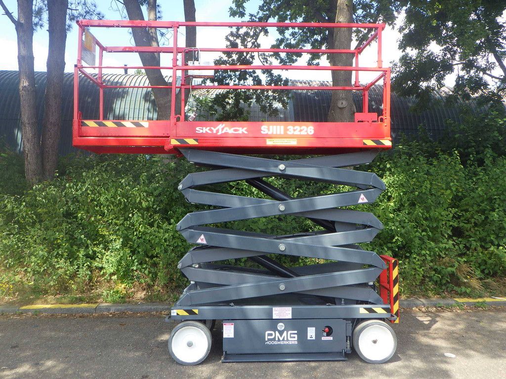 Scissor lift Skyjack SJ3226 Electric 9.92m 2019
