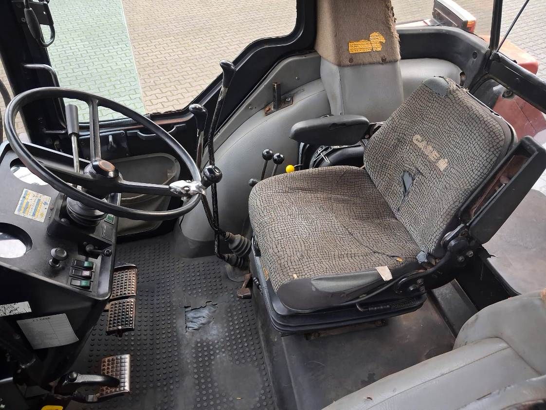 Case-IH 845XLA + frontlader