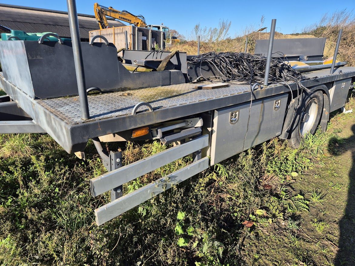 Bakkenwagen platte wagen enkelas met RVS onderbouwkisten