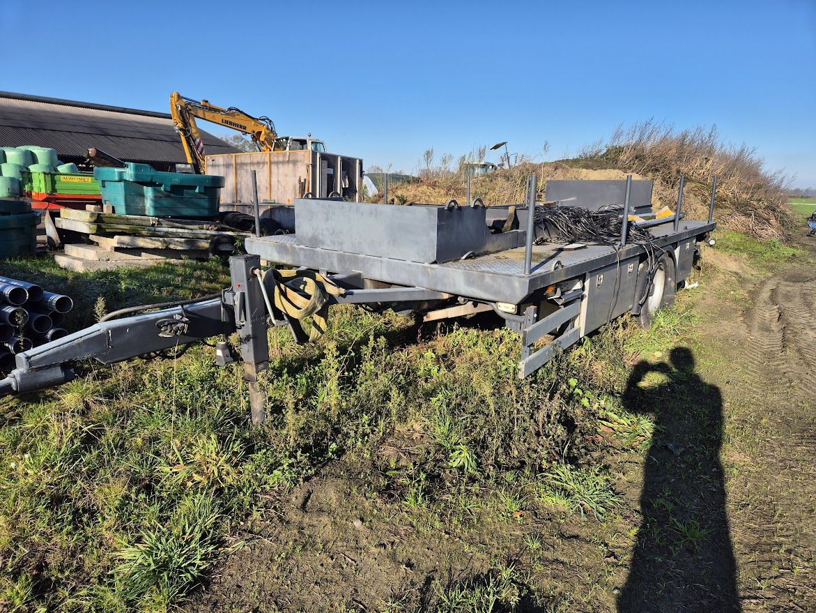 Bakkenwagen platte wagen enkelas met RVS onderbouwkisten