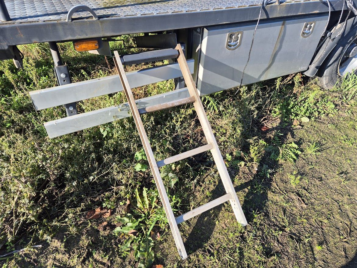 Bakkenwagen platte wagen enkelas met RVS onderbouwkisten