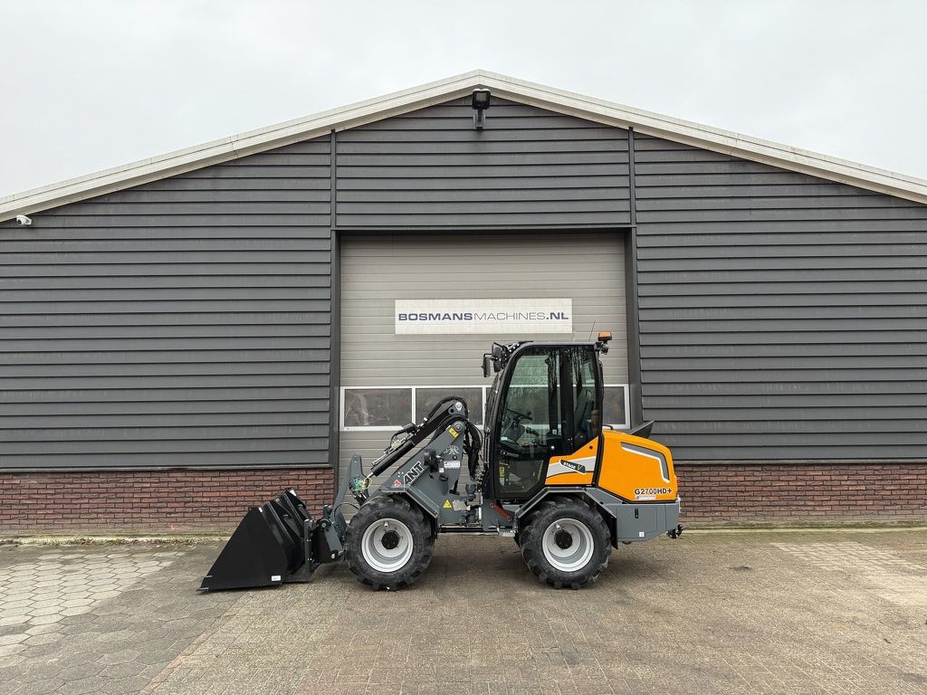 Giant G2700 HD+ met cabine minishovel NIEUW