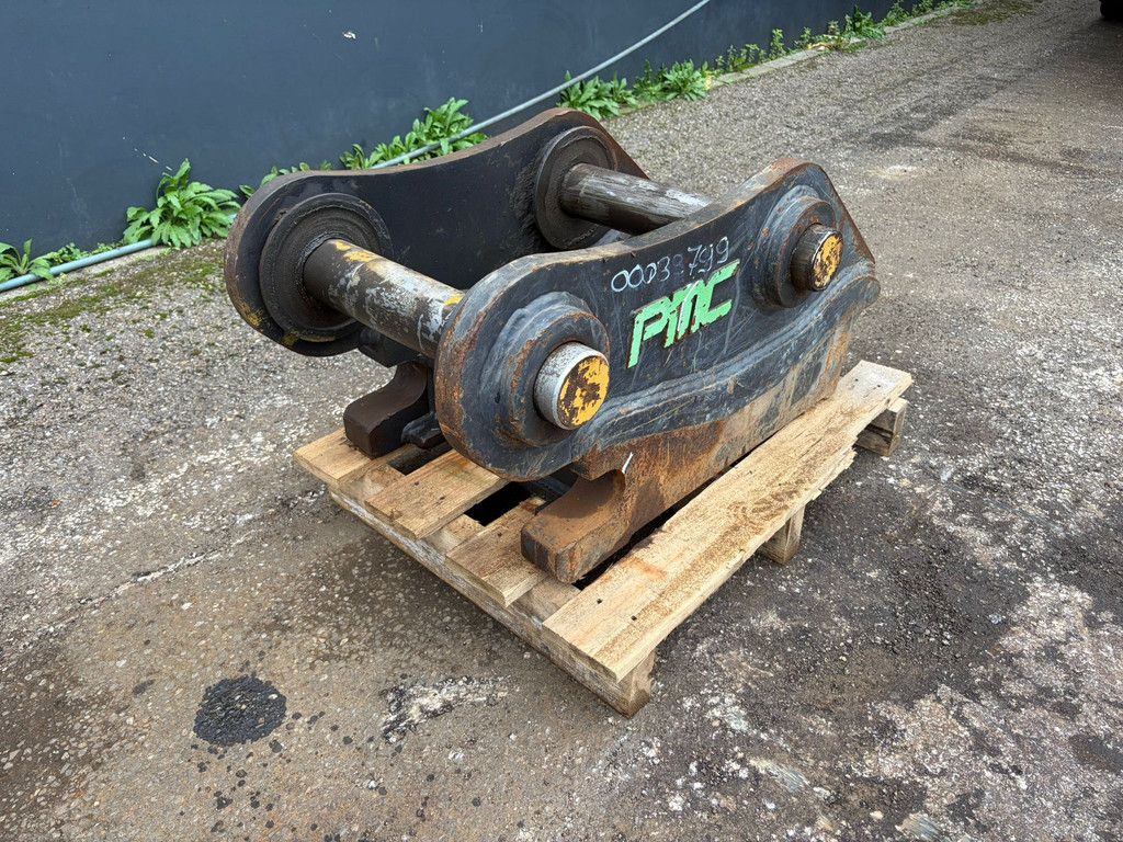 Hydraulic Quick Coupler for Caterpillar 320GC S-70