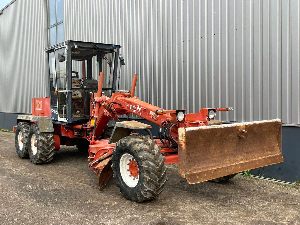 O & K F106A 6x6 Motor Grader