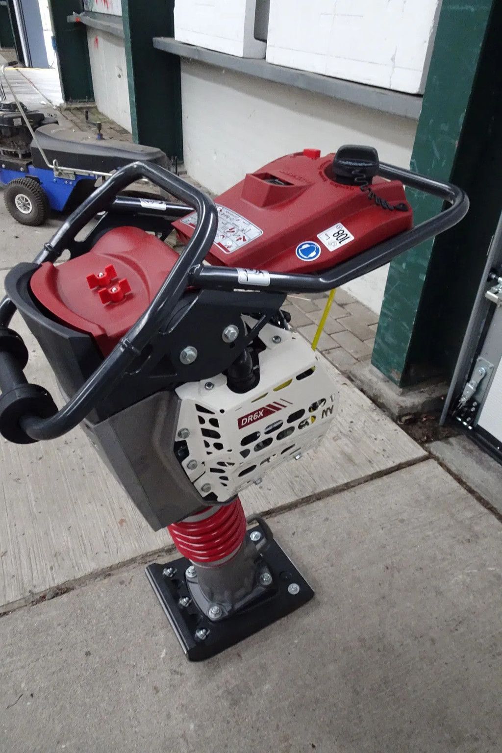 Dynapac Trilstamper DR6X