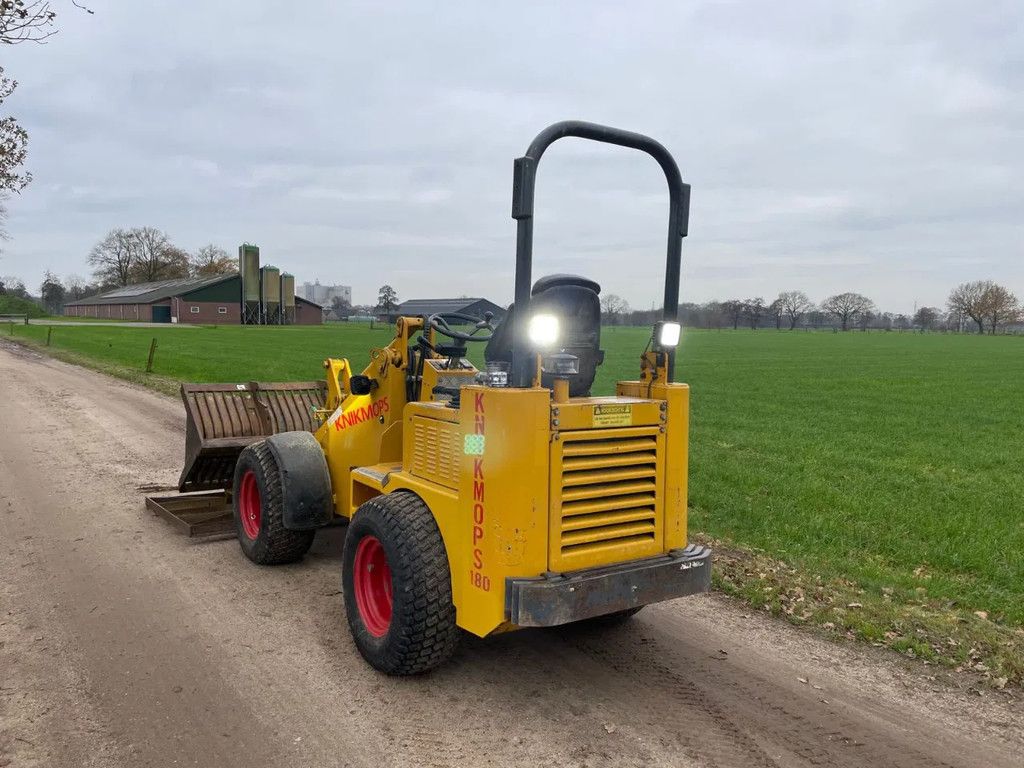 Knikmops 180 shovel loader