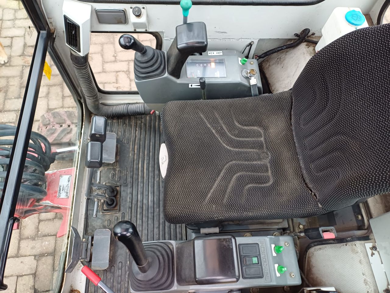 Takeuchi TB219 | bj 2019 | 3700uur | 3 bakken