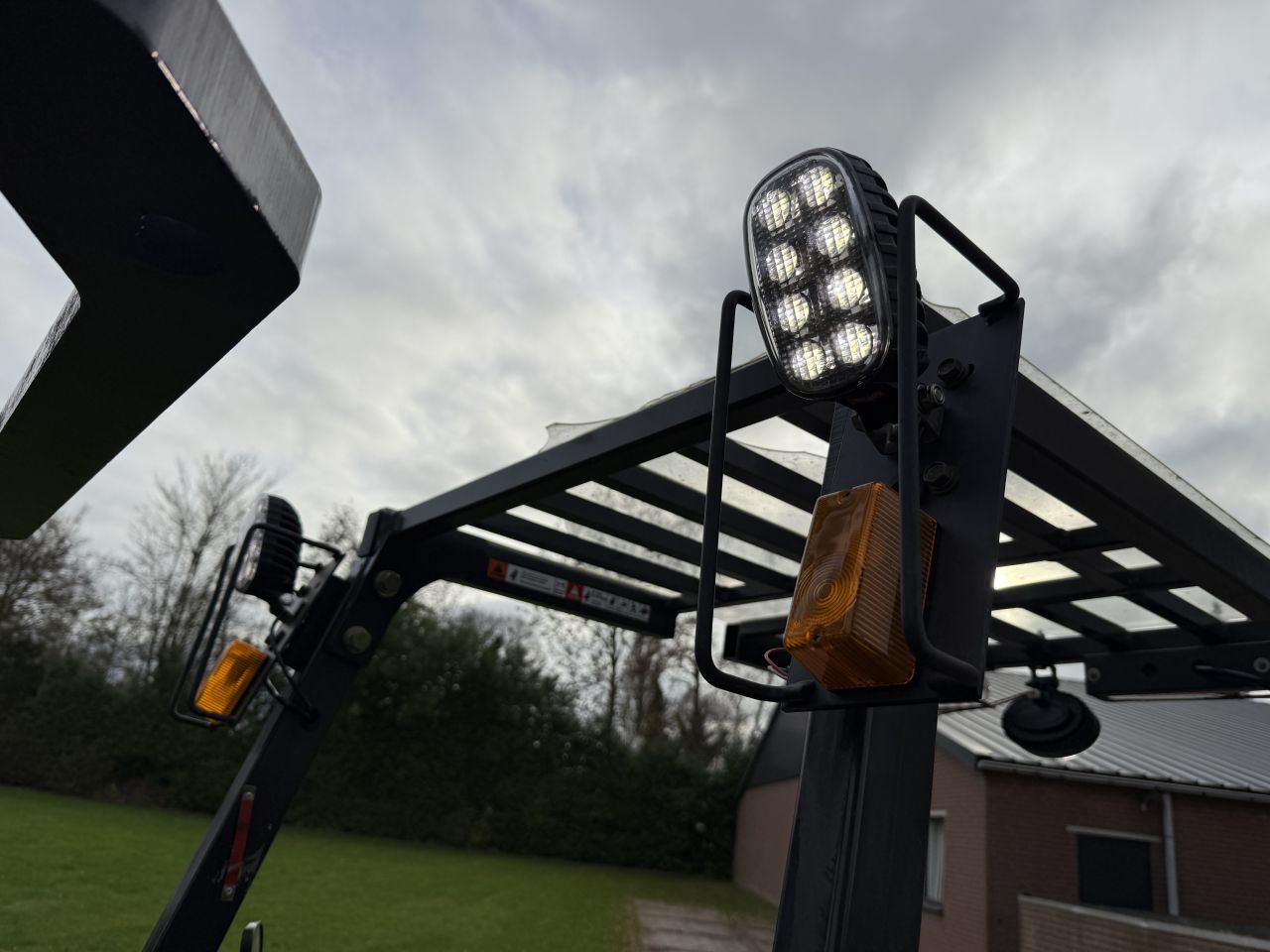 Nissan 2.5 ton elektrisch triplo 4.3M Sideshift 2019 accu