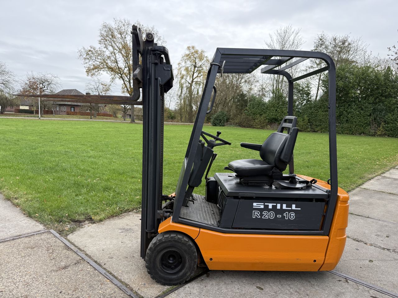 Still R20-18 - 1800KG - triplex 4.4M Freelift 198cm