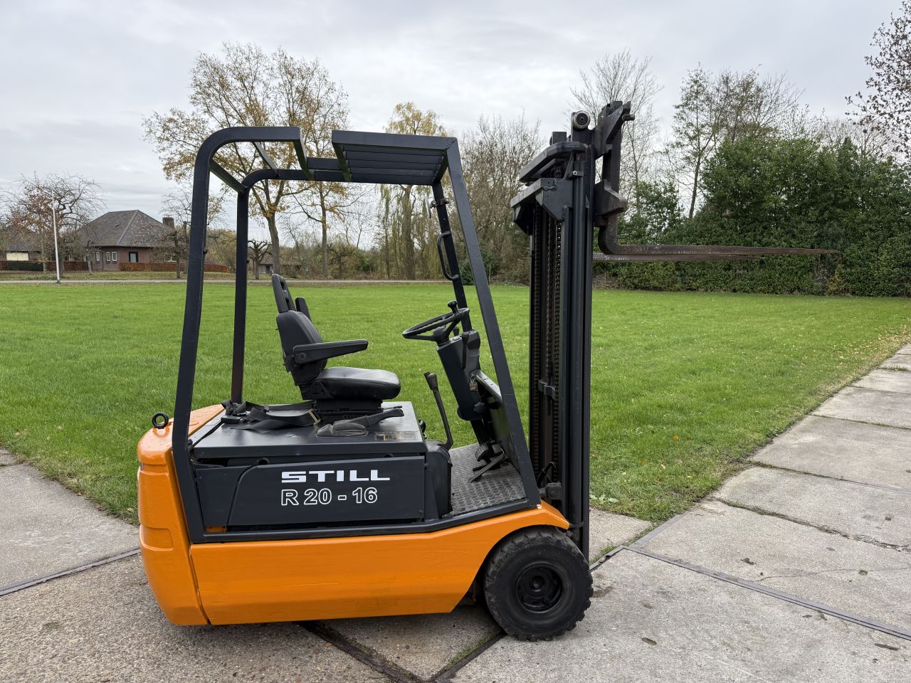 Still R20-18 - 1800KG - triplex 4.4M Freelift 198cm