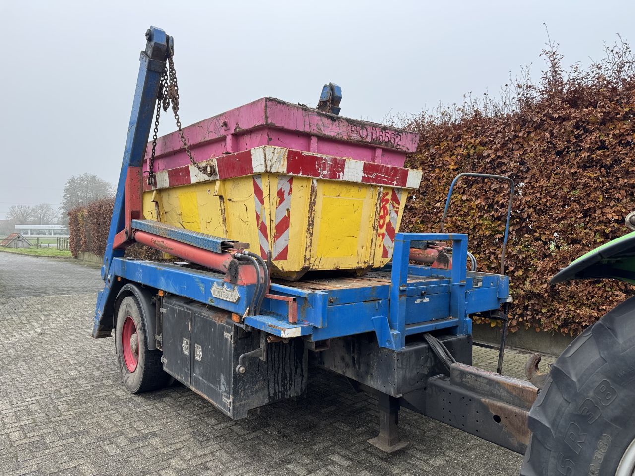 Nooteboom Container wagen met 2 containers!