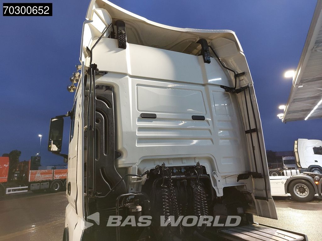 MAN TGX TGX 18.470 4X2 XLX Retarder 2xTanks