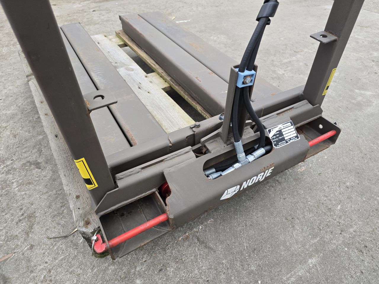 Norje hydraulische Kisten / vuilcontainer kantelaar kieper EPK-6