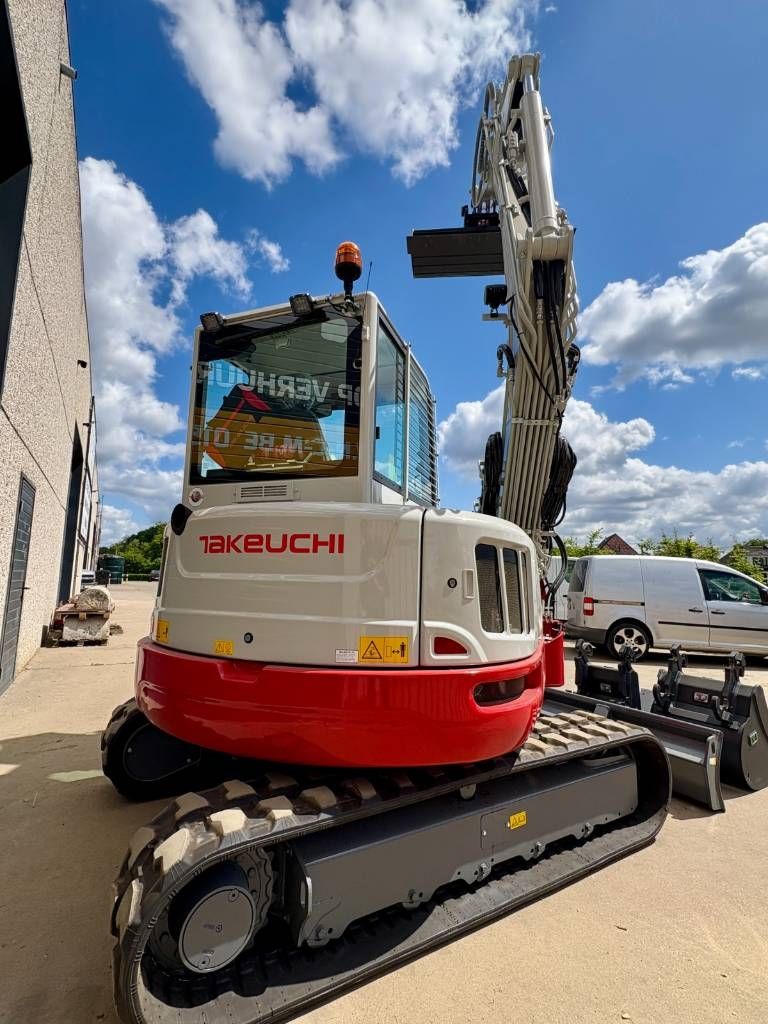 Takeuchi TB 257 FR