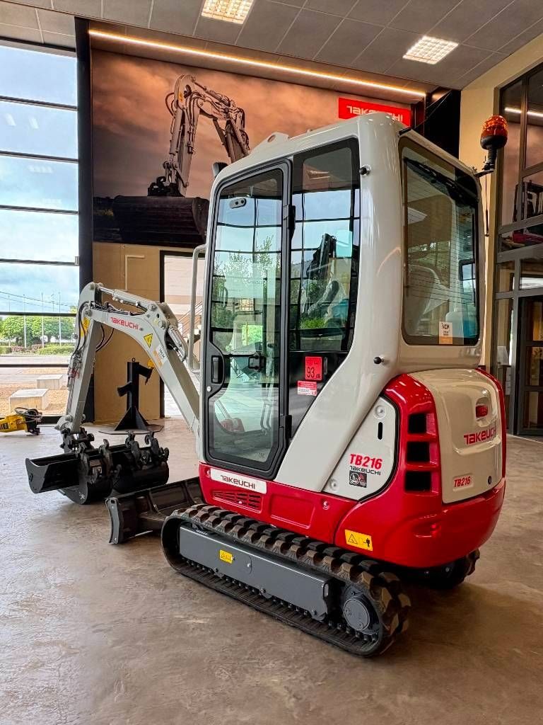 Takeuchi TB 216