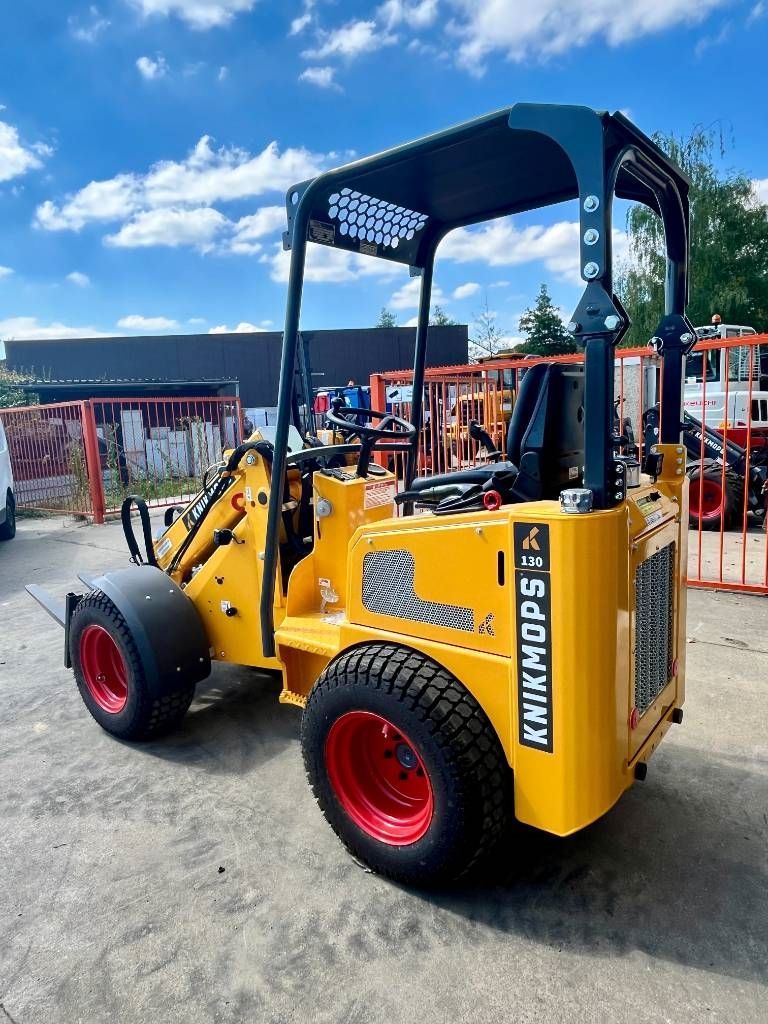 Knikmops KM 130 TELE